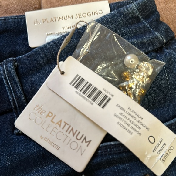 Chico’s Platinum Jegging Size 0 with rhinestones and pearls - Picture 2 of 5